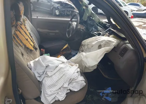 2001 Toyota Tacoma Prerunner from USA, damaged, VIN 5TENM92N51Z725747